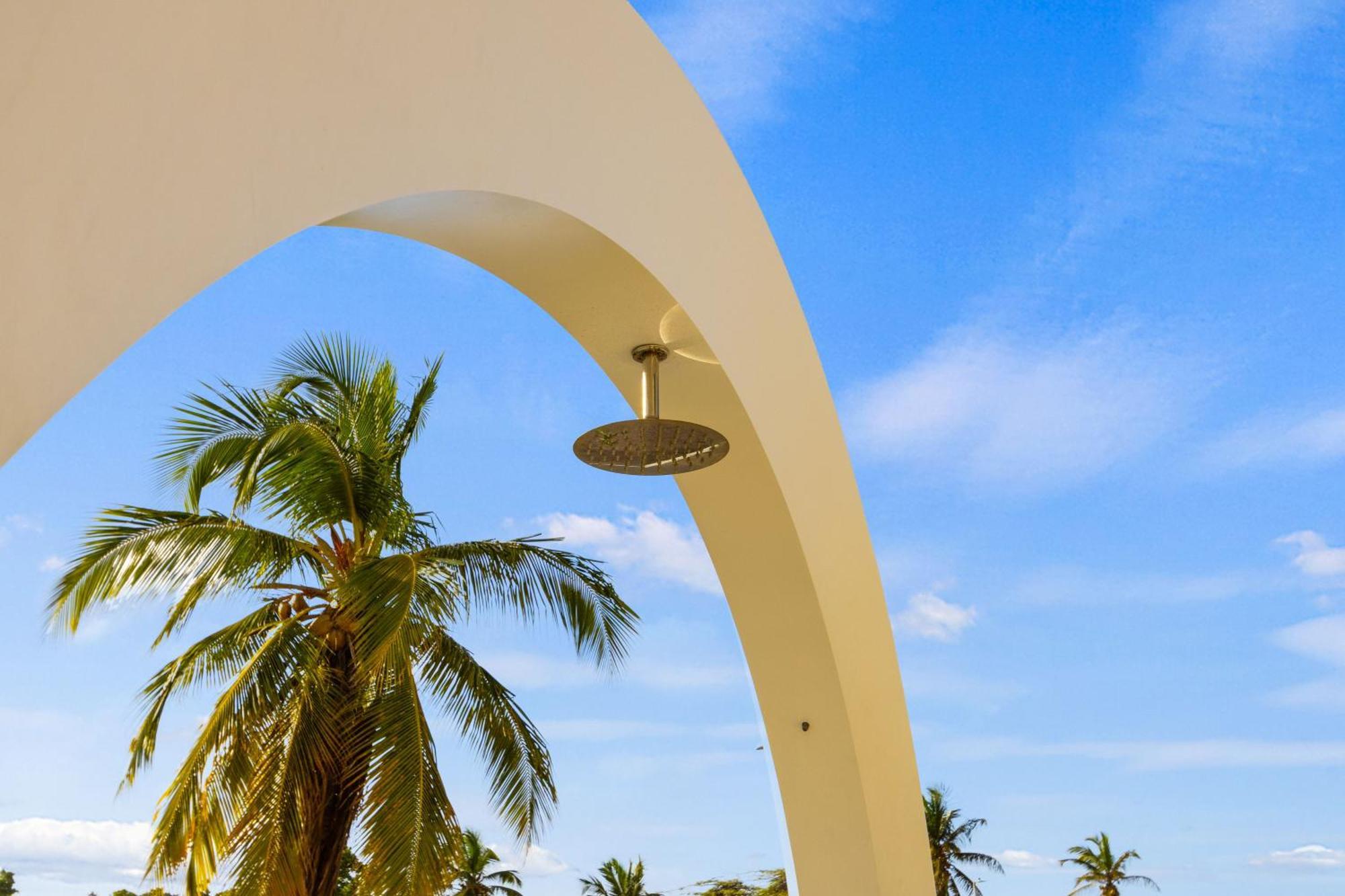 O Condominium Beachfront Residences, By Bocobay Aruba Palm Beach Extérieur photo