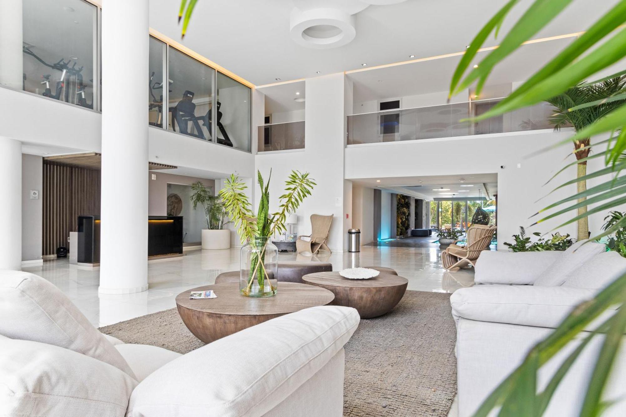 O Condominium Beachfront Residences, By Bocobay Aruba Palm Beach Extérieur photo