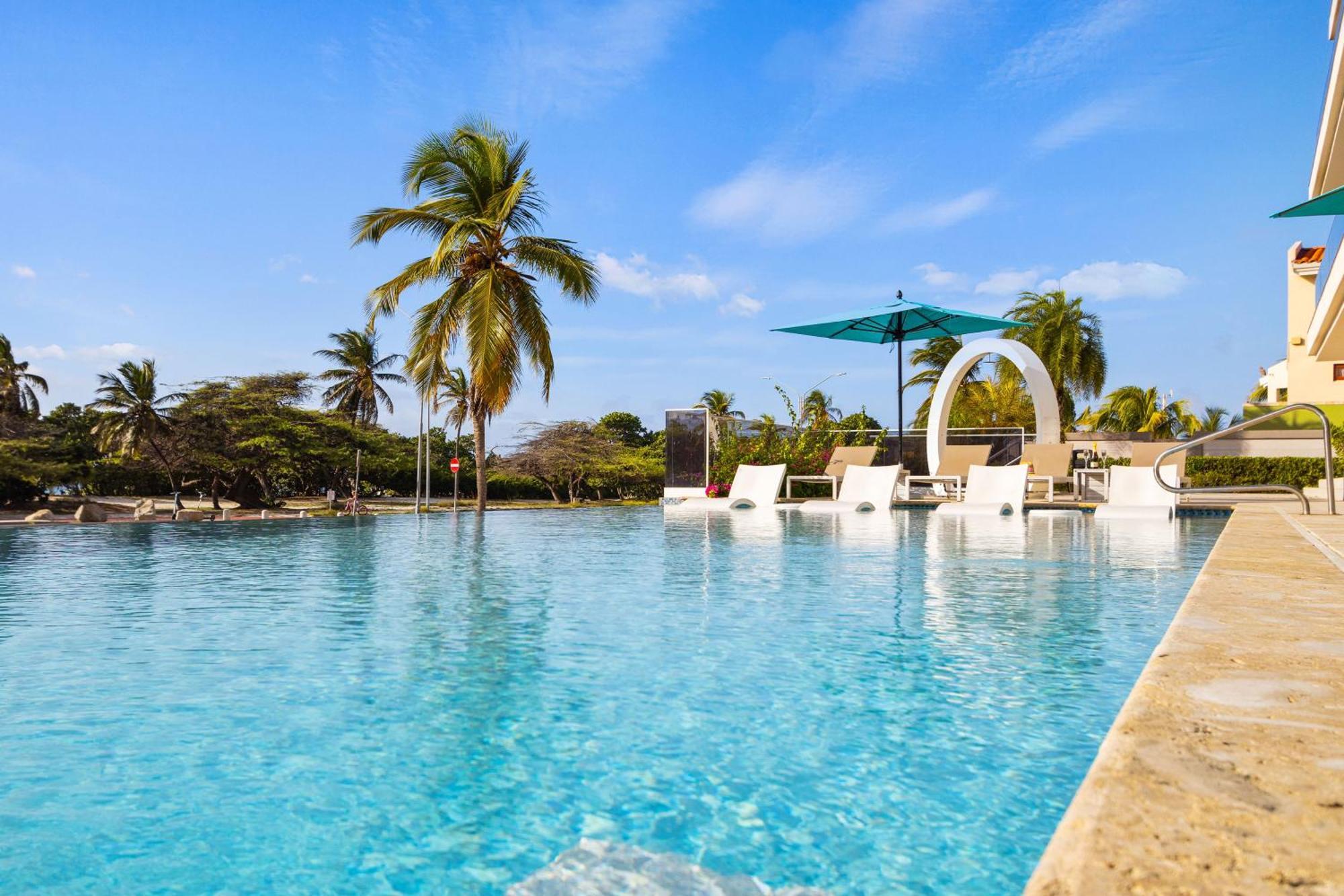 O Condominium Beachfront Residences, By Bocobay Aruba Palm Beach Extérieur photo