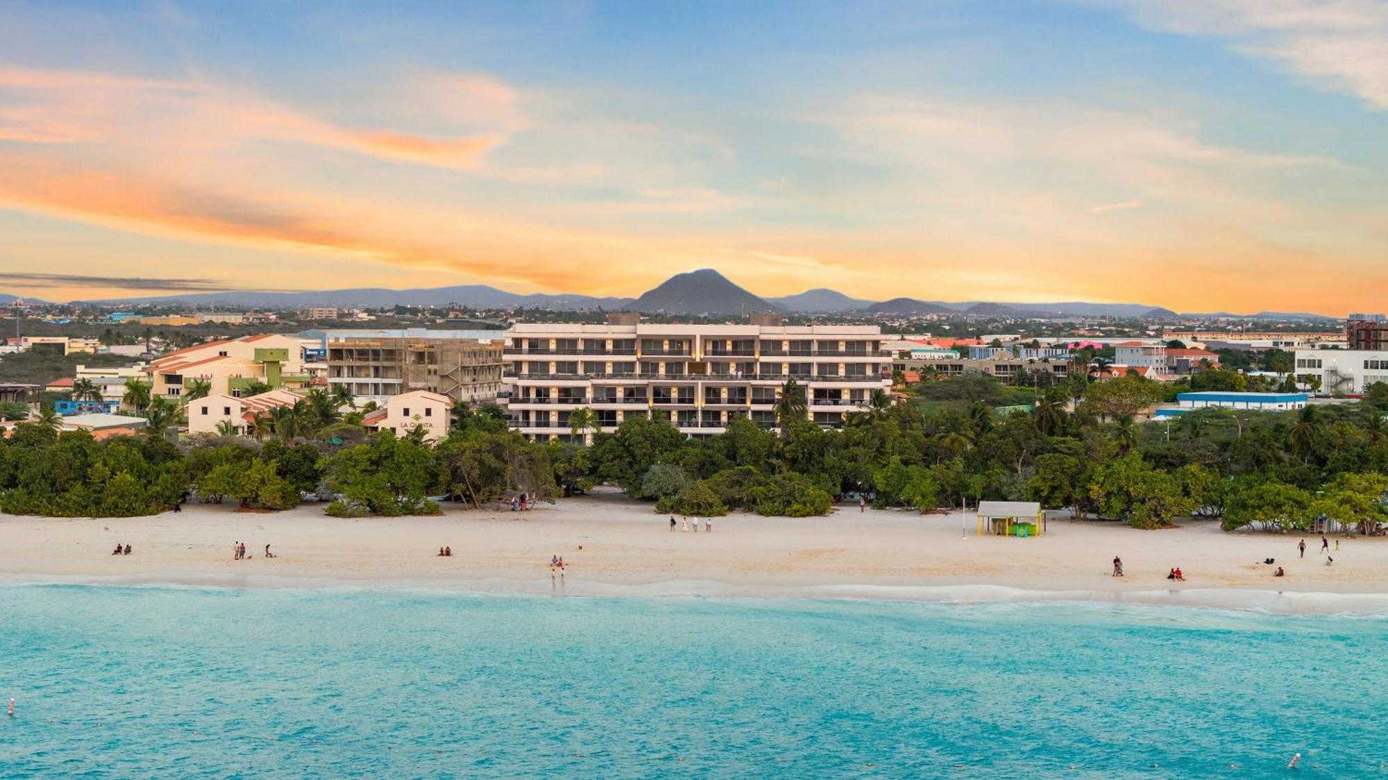 O Condominium Beachfront Residences, By Bocobay Aruba Palm Beach Extérieur photo