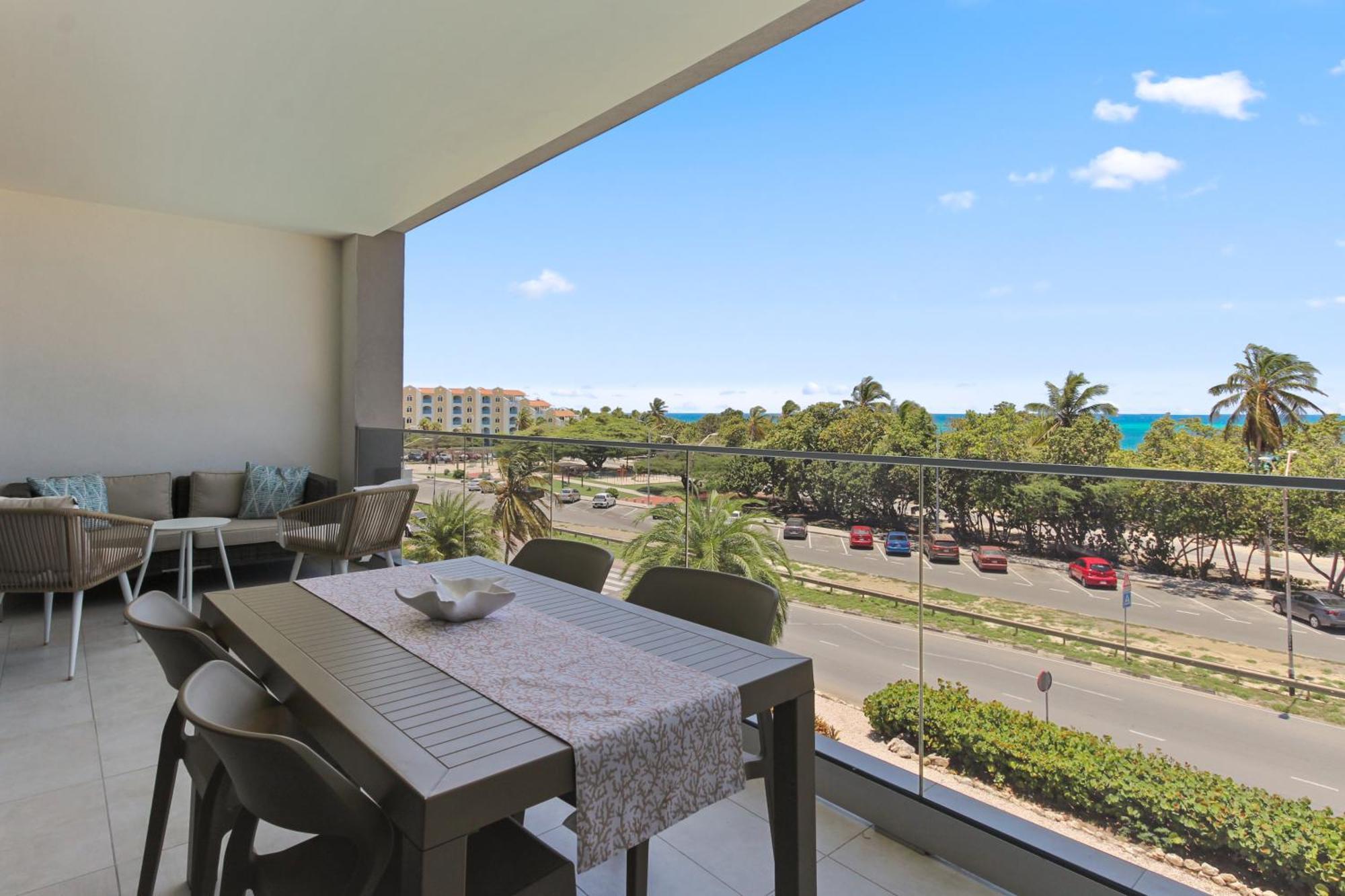 O Condominium Beachfront Residences, By Bocobay Aruba Palm Beach Extérieur photo